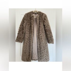 H&M Woman taupe color Faux fur coat size 10 .
